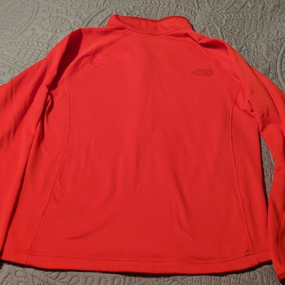 The North Face Men's Half Zip - Picture 4 of 6